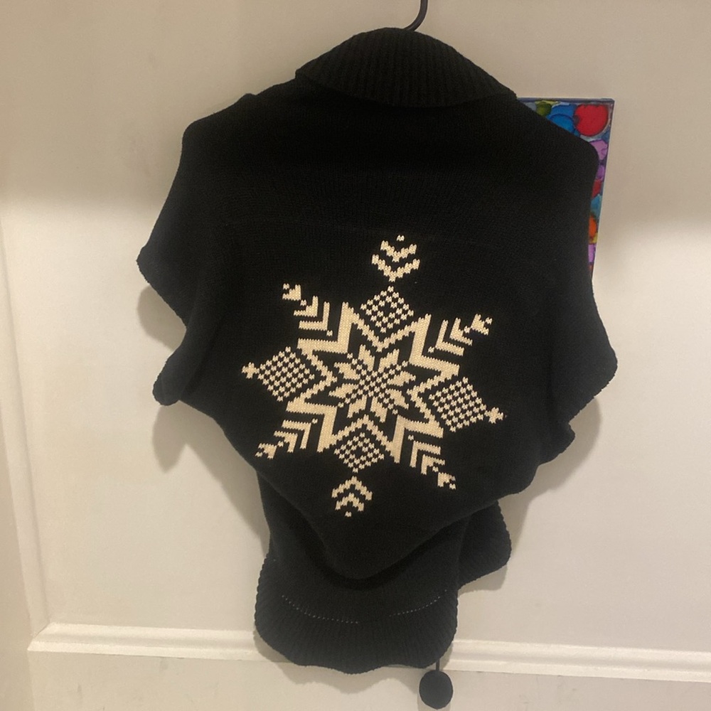 American Living knit snowflake vest